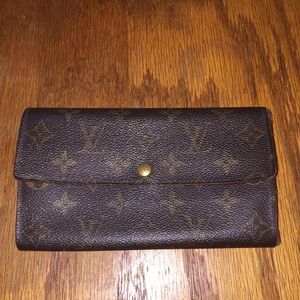 Authentic Louis Vuitton wallet